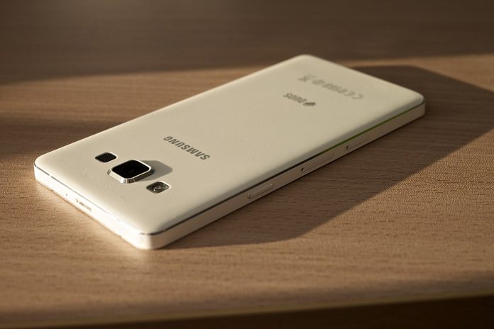 Install Lineage OS 15 on Samsung Galaxy A5 (2015) How to Install Lineage OS 15 on Samsung Galaxy A5 (2015), Install Android 8.0 Oreo on Samsung Galaxy A5 (2015), Install Lineage OS 15 on Samsung Galaxy A5 (2015)