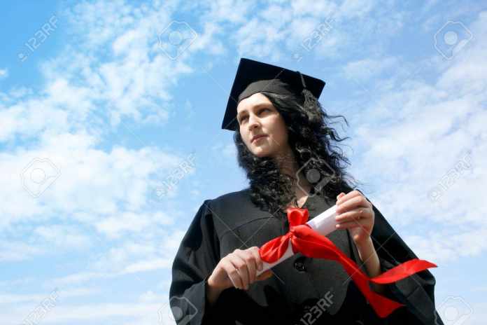 10613759-happy-graduate-student-in-cloak-with-diploma College Dream a Reality