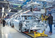 Transforming automotive manufacturing: the impact of robotic automation Transforming automotive manufacturing